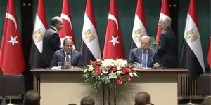 السيسى وأردوغان يوقعان على البيان المشترك للاجتماع الأول لمجلس التعاون الاستراتيجى رفيع المستوى