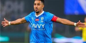 الهلال يتقدم على الرياض بهدف سالم الدوسري