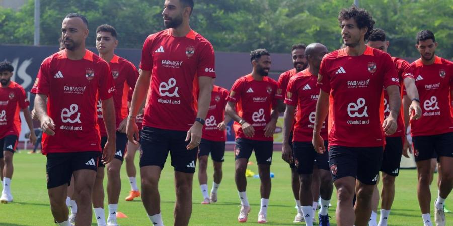 سيد عبدالحفيظ يُحذر لاعبي الأهلي قبل مواجهة الزمالك في السوبر الإفريقي