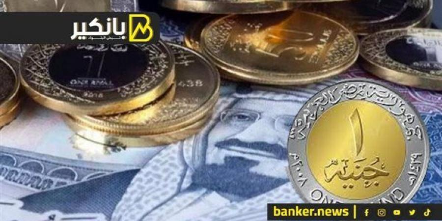 تعرف على حدود الاستبدال النقدي بالريال السعودي من البنوك للسفر لأداء مناسك العمرة