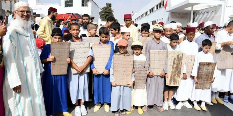 "موكب الشموع" يجوب شوارع سلا في احتفالية بذكرى المولد النبوي الشريف