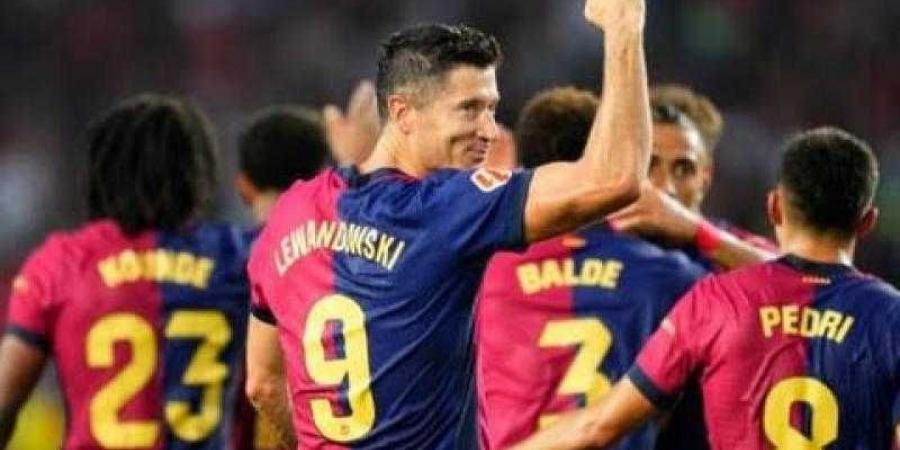 هانز فليك يعلن تشكيل برشلونة أمام موناكو بدوري ابطال اوروبا