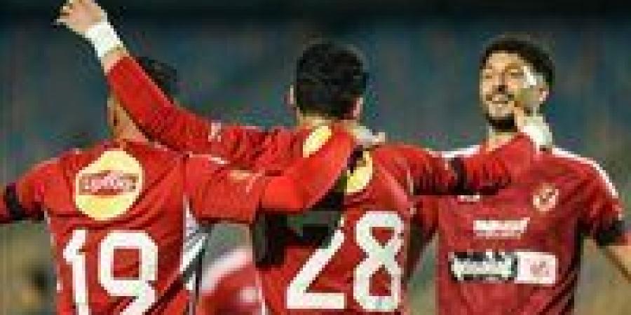 السوبر الأفريقي.. وسام أبو علي يسجل هدف التقدم للأهلي في مرمى الزمالك