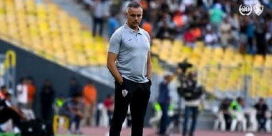 قبل لقاء السوبر بساعات.. جوميز يلقي محاضرة على لاعبي الزمالك