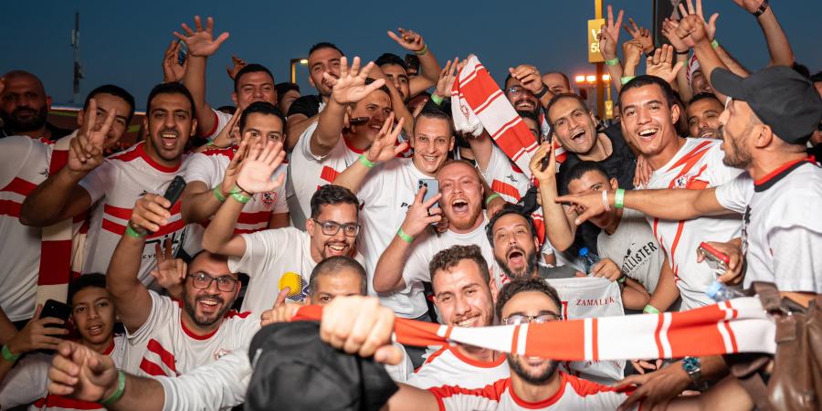 جماهير الأهلى والزمالك تزين ملعب المملكة أرينا قبل السوبر الأفريقى - مصر بوست