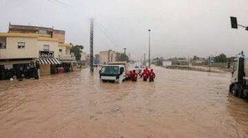 العاصفة دانيال تضرب ليبيا بقوة وتوفي عدد كبير من السكان