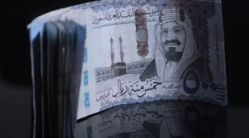 أسعار الريال السعودي مقابل الجنيه اليوم 17 مايو 2024 آخر تحديث للبيع والشراء.. صدمة للحجاج
