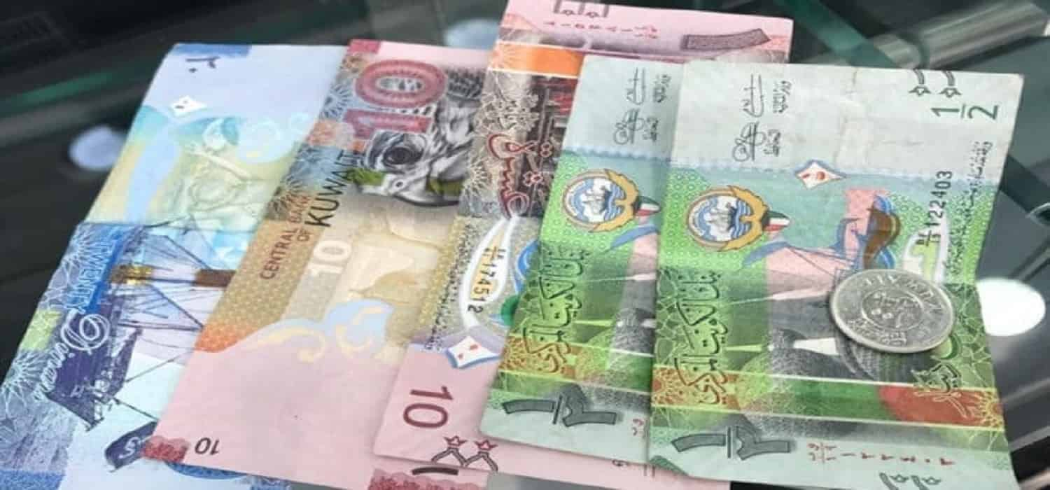 شوف أعلى سعر في بنك ايه.. سعر الدينار الكويتي مقابل الجنيه المصري اليوم الاثنين 13 مايو في البنوك