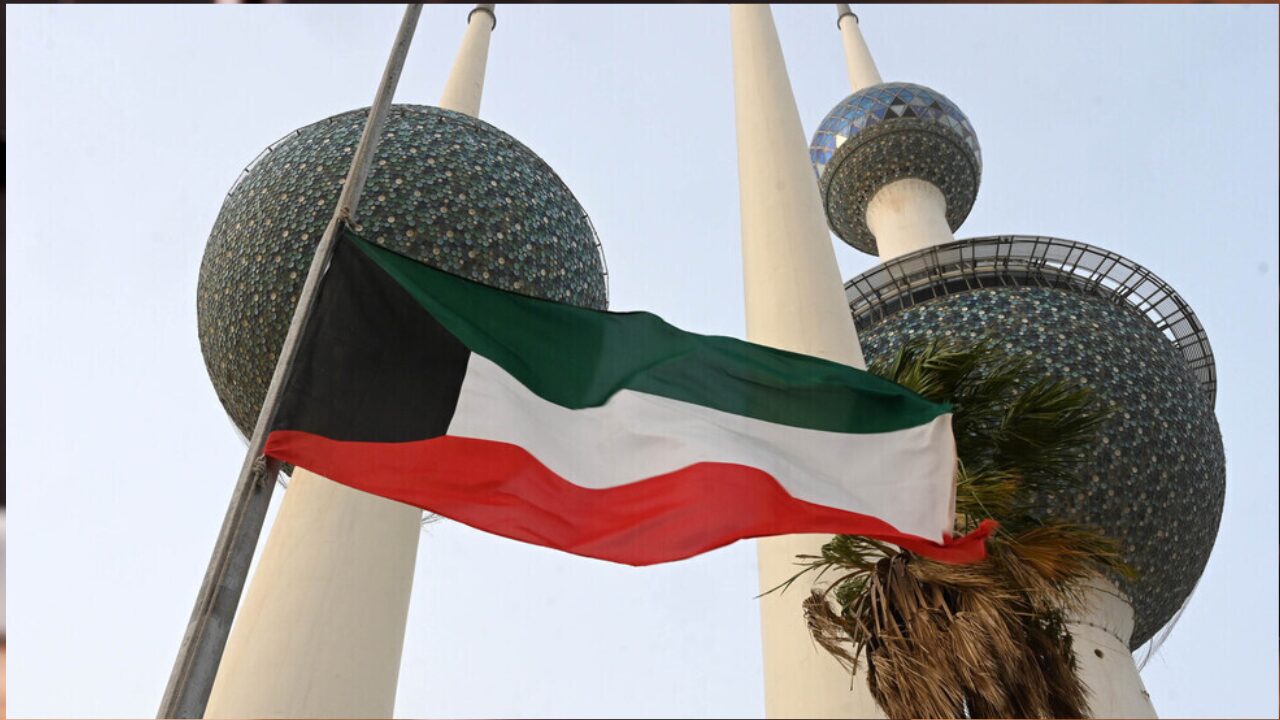 “شوف القبض امتا” موعد صرف إعانة التعليم التطبيقي في الكويت 2024