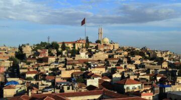 “Kurban Bayramınız” موعد عيد الأضحى في مدينة غازي عنتاب في تركيا 2024