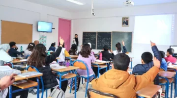 هنـا .. موعد الدخول المدرسي 2025 والعطلات الرسمية للطلاب في الجزائر