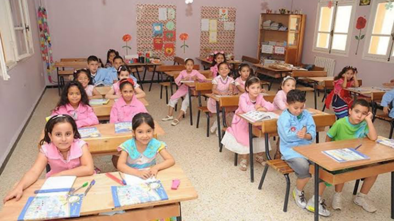 موعد بدء العام الدراسي الجديد 2025 بالمغرب وقائمة العطل المدرسية